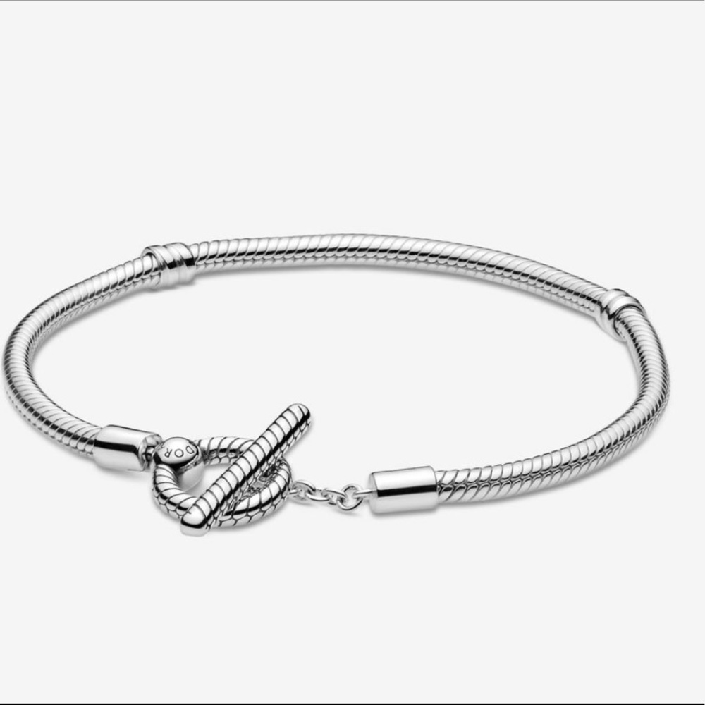 ❌SOLD❌❗️ Pandora Moments T-Bar Snake Chain Bracelet ❌SOLD❌❗️